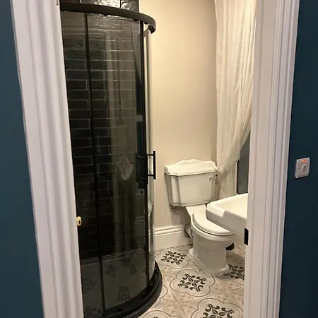 Patrick Street Townhouse *