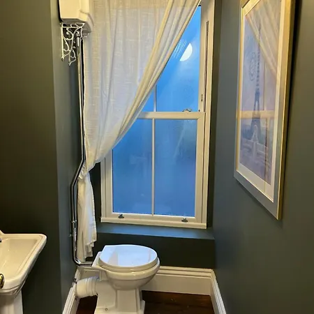 Patrick Street Townhouse *