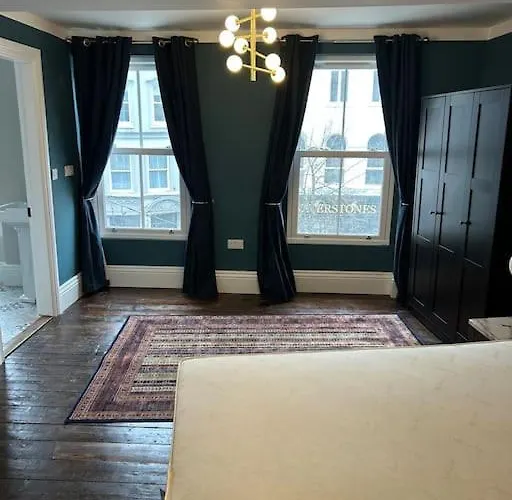 Patrick Street Townhouse * 코크