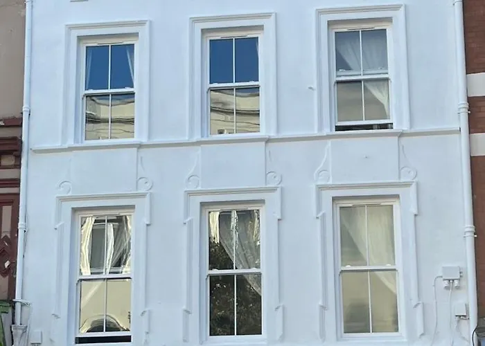 Апартаменты Patrick Street Townhouse *